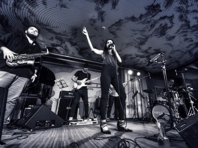 Q Jazz by Vertigo | koncert