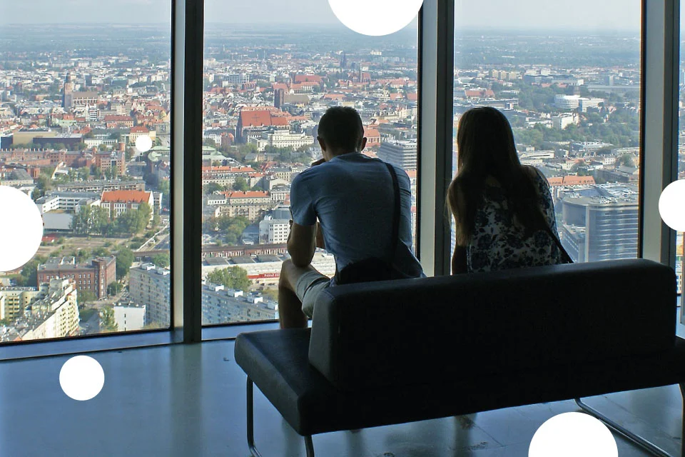 1-Sky-Tower-Punkt-Widokowy-
