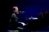 John Grant na 42. PPA, czyli masywny brodacz za fortepianem