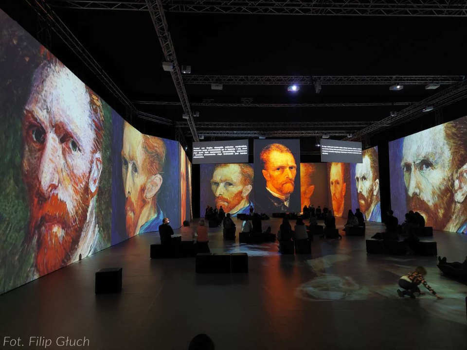 Van Gogh - wystawa multisensoryczna w obiektywie