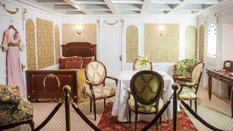  Titanic - The Artifact Exhibition 