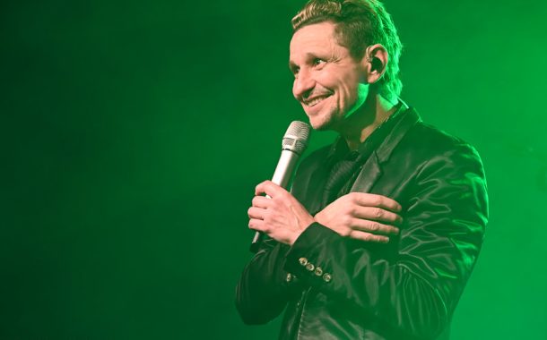 Janusz Radek w „Męskiej Stronie Piosenki” | wybitny wieczór posklejany z różnorodności