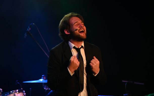 Kamil Kowalski z zespołem | recital z cyklu „Przed premierą”