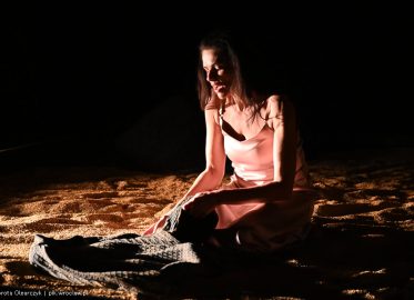 „Za ładna. Monodram muzyczny Magdaleny Szczerbowskiej” | przed premierą w Capitolu