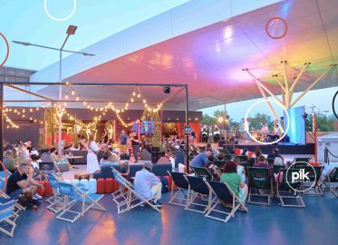 Pitlane Summer Bar
