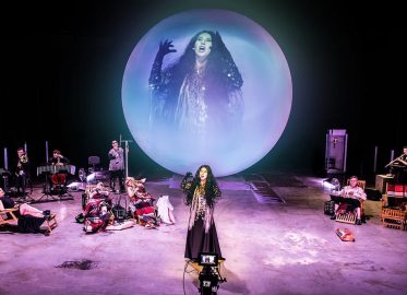 „Słońce. Powietrze. Popiół” Teatr Polski w Podziemiu  | opera performatywna